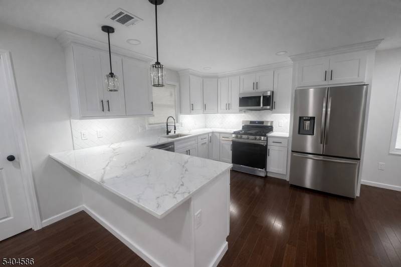 Newton Town, NJ 07860,39 Halsted St