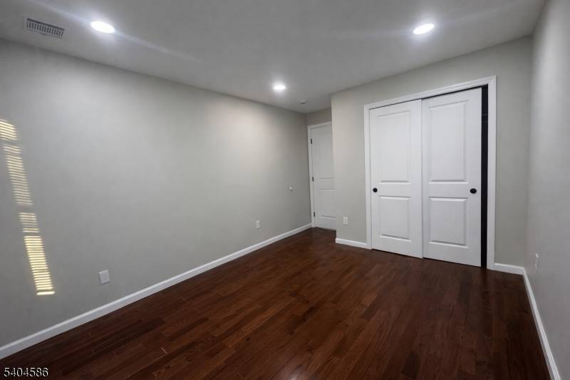 Newton Town, NJ 07860,39 Halsted St