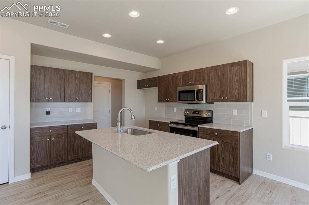 Colorado Springs, CO 80925,5360 Devers CT