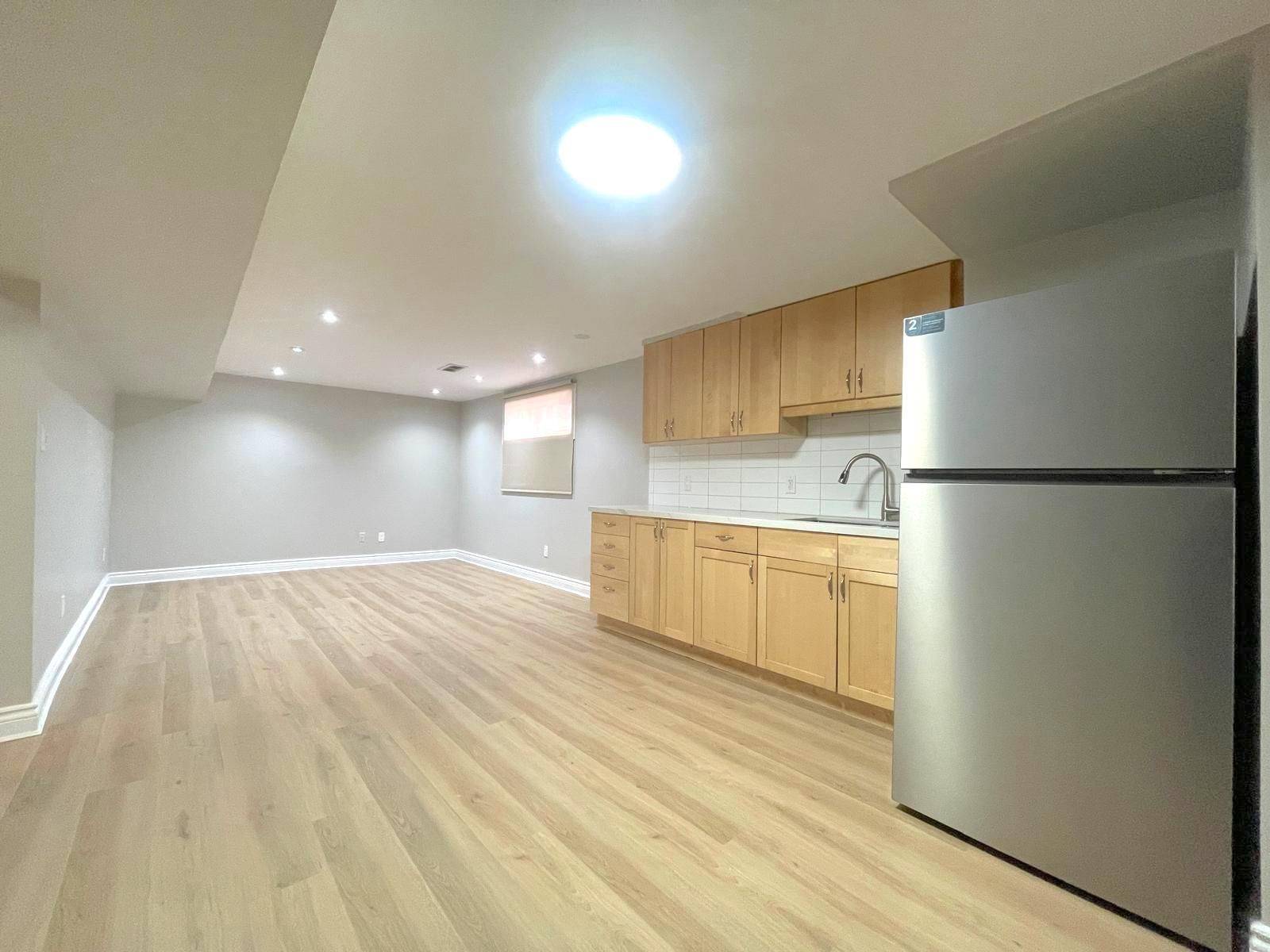 Mississauga, ON L5A 1Y9,365 Mississauga Vly BLVD #Lower