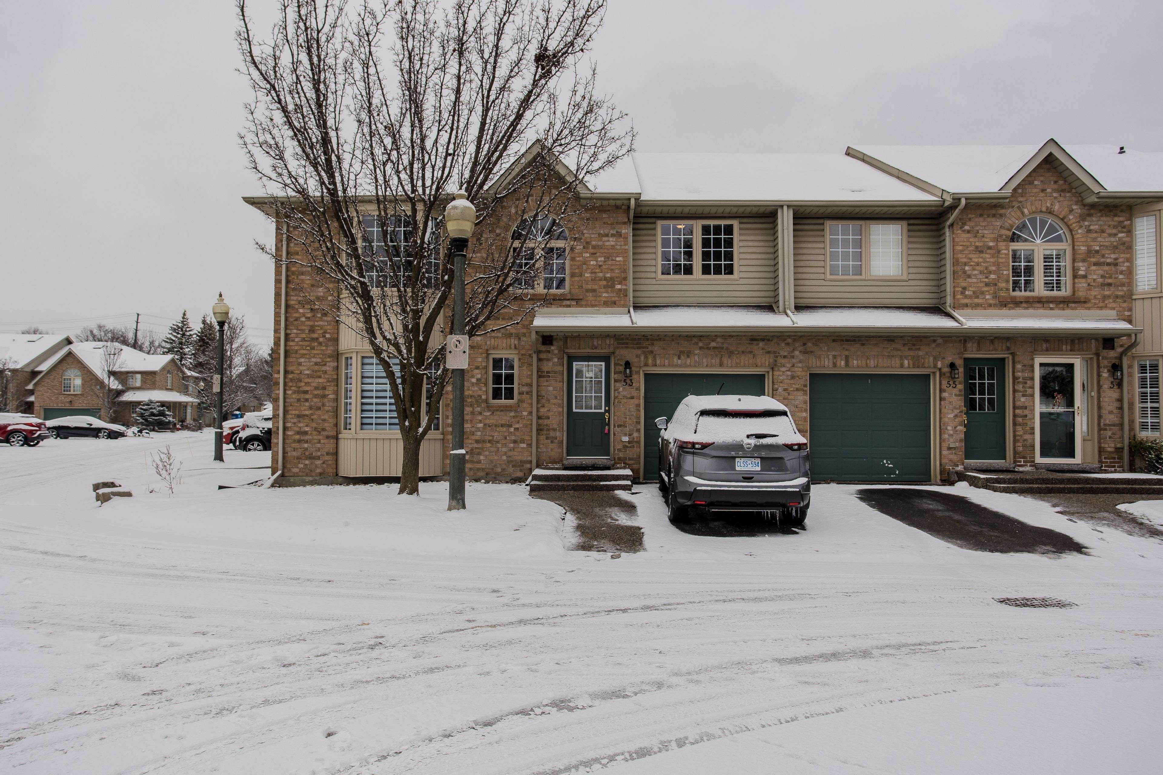 Burlington, ON L7N 1N1,3333 New ST #53