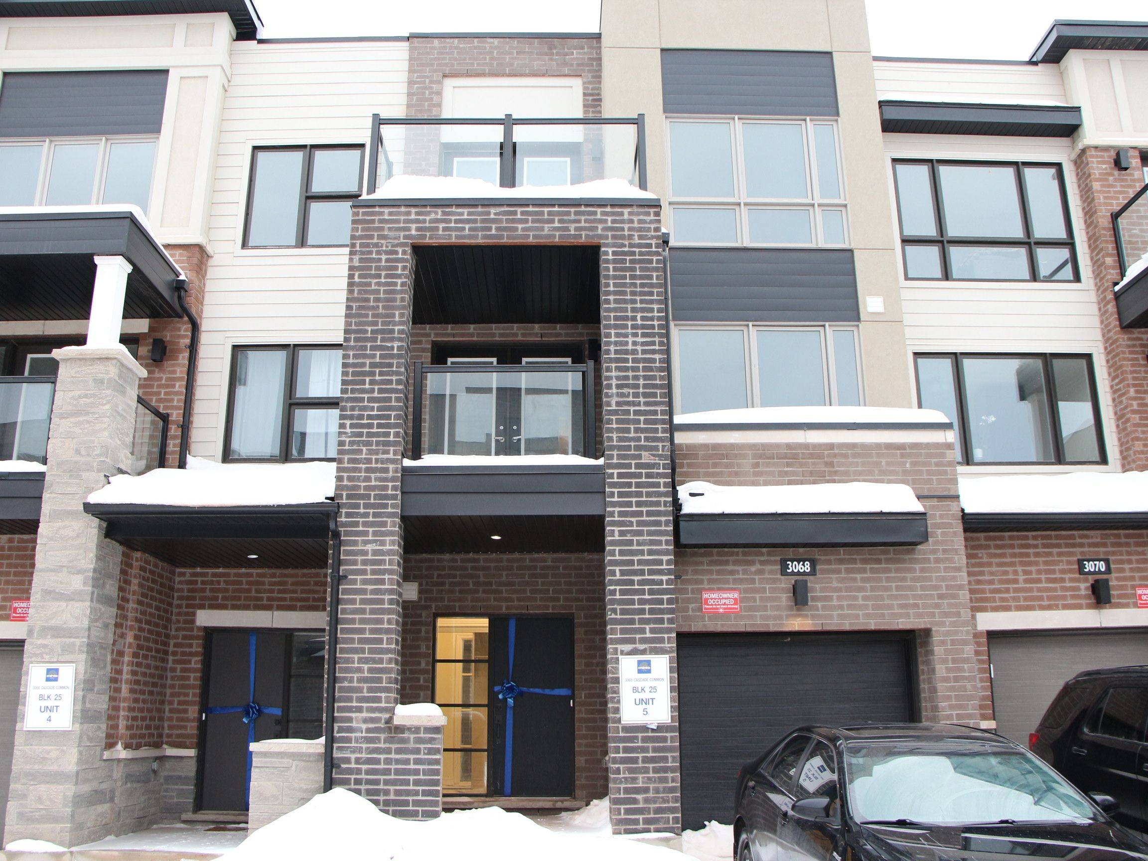 Oakville, ON L6H 7E3,3068 Cascade Common N/A