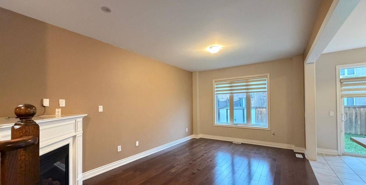 Brampton, ON L7A 4A3,12 Goodsway TRL