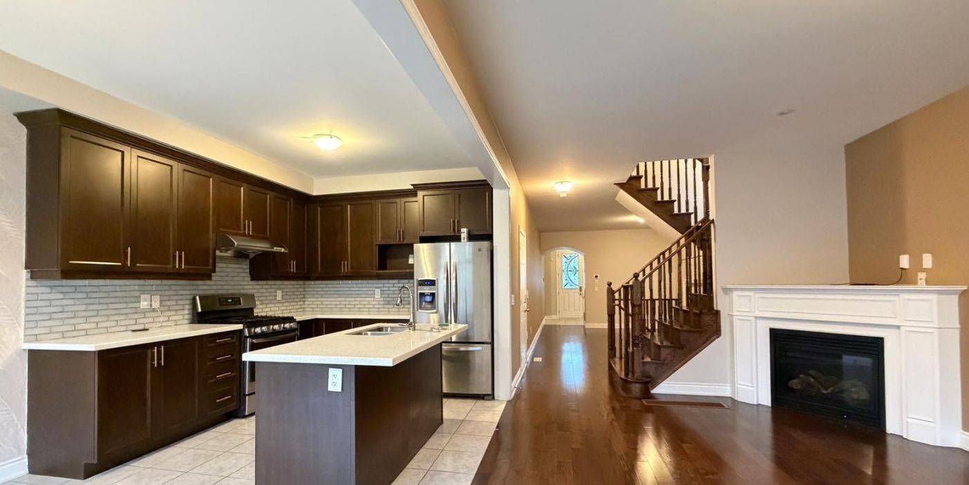 Brampton, ON L7A 4A3,12 Goodsway TRL