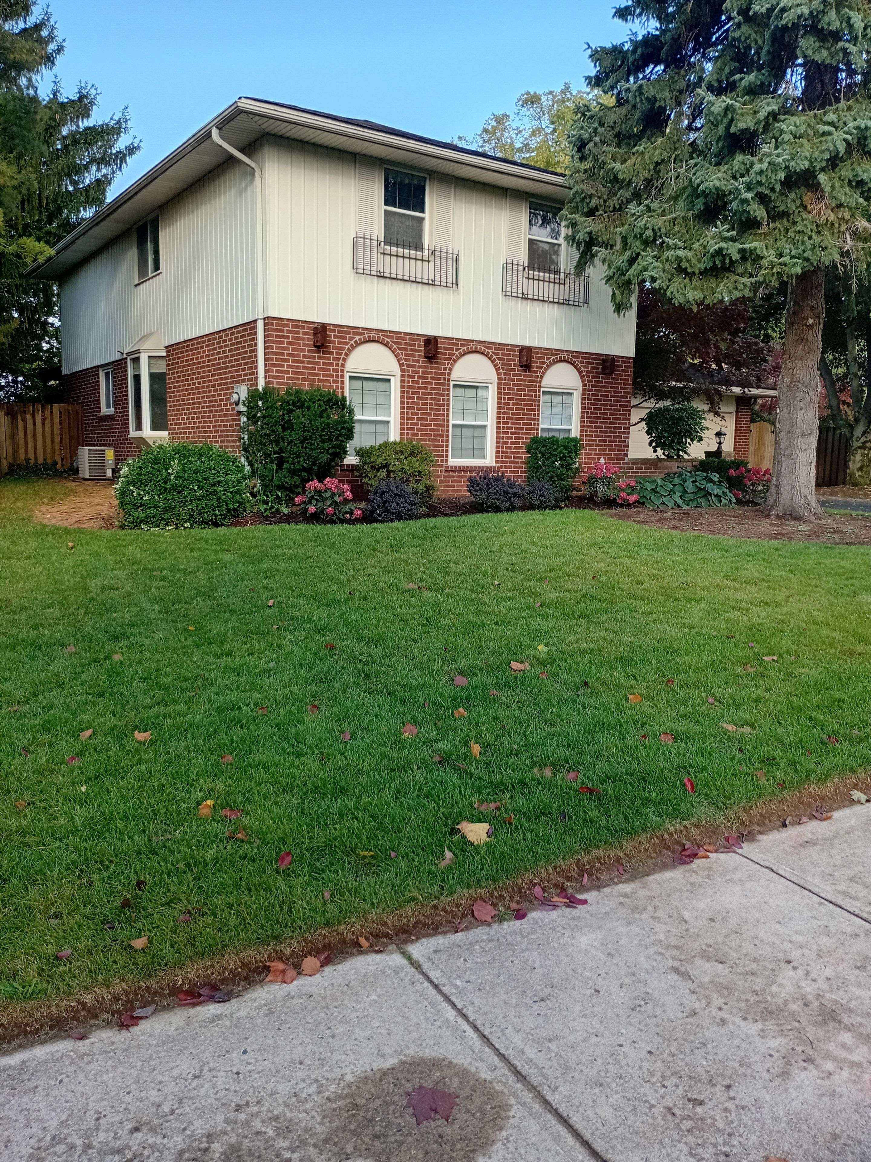 Oakville, ON L6J 5J6,2179 Adair CRES