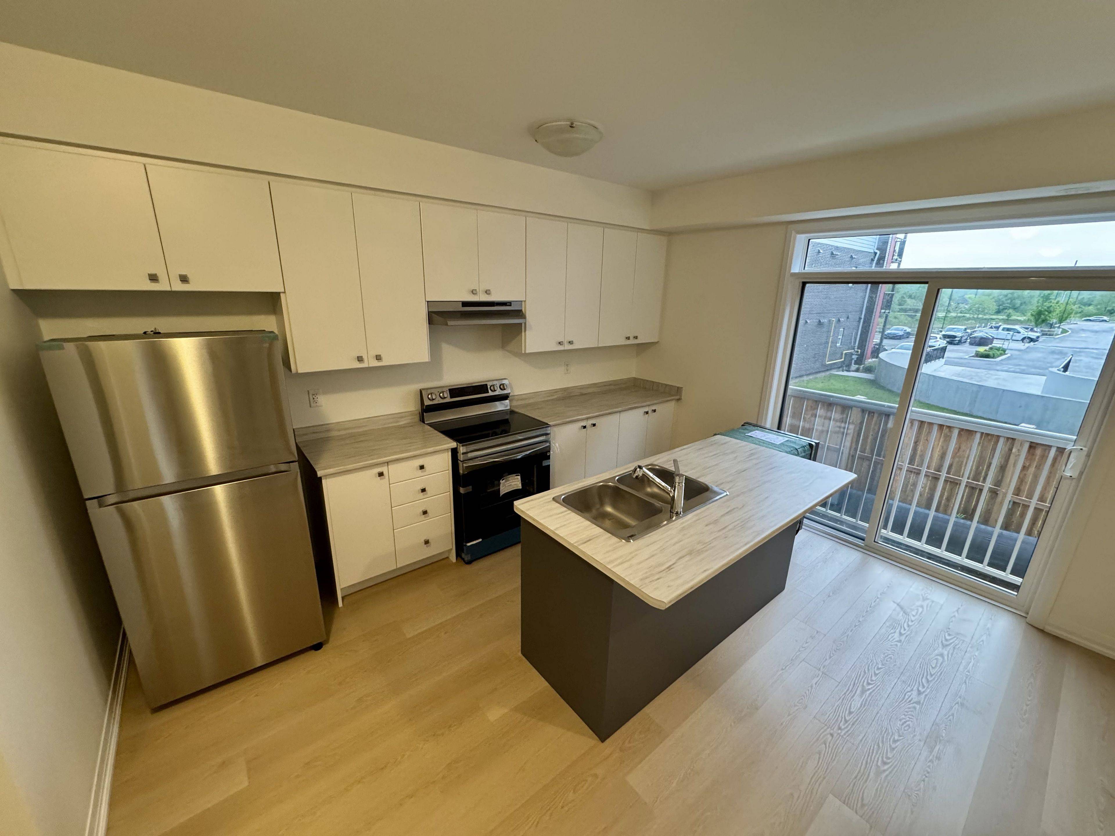 Brantford, ON N3T 0Y3,389 Conklin RD #29