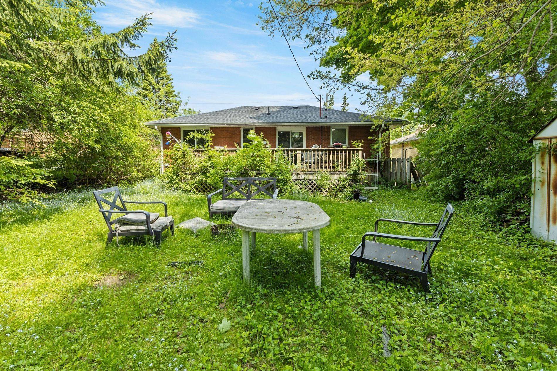 Waterloo, ON N2L 3X7,51 High ST