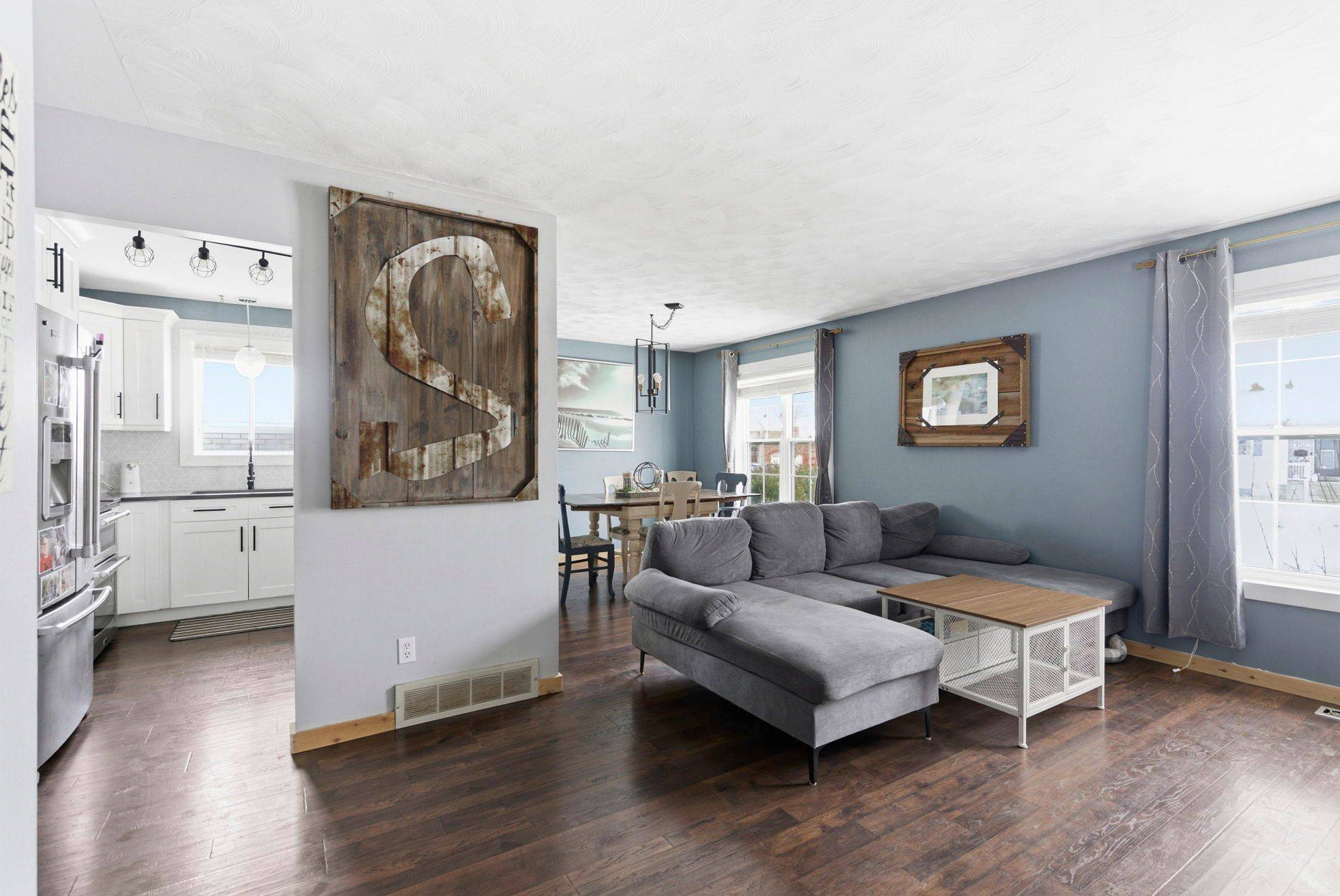 Cornwall, ON K6J 5T6,1712 Cumberland ST