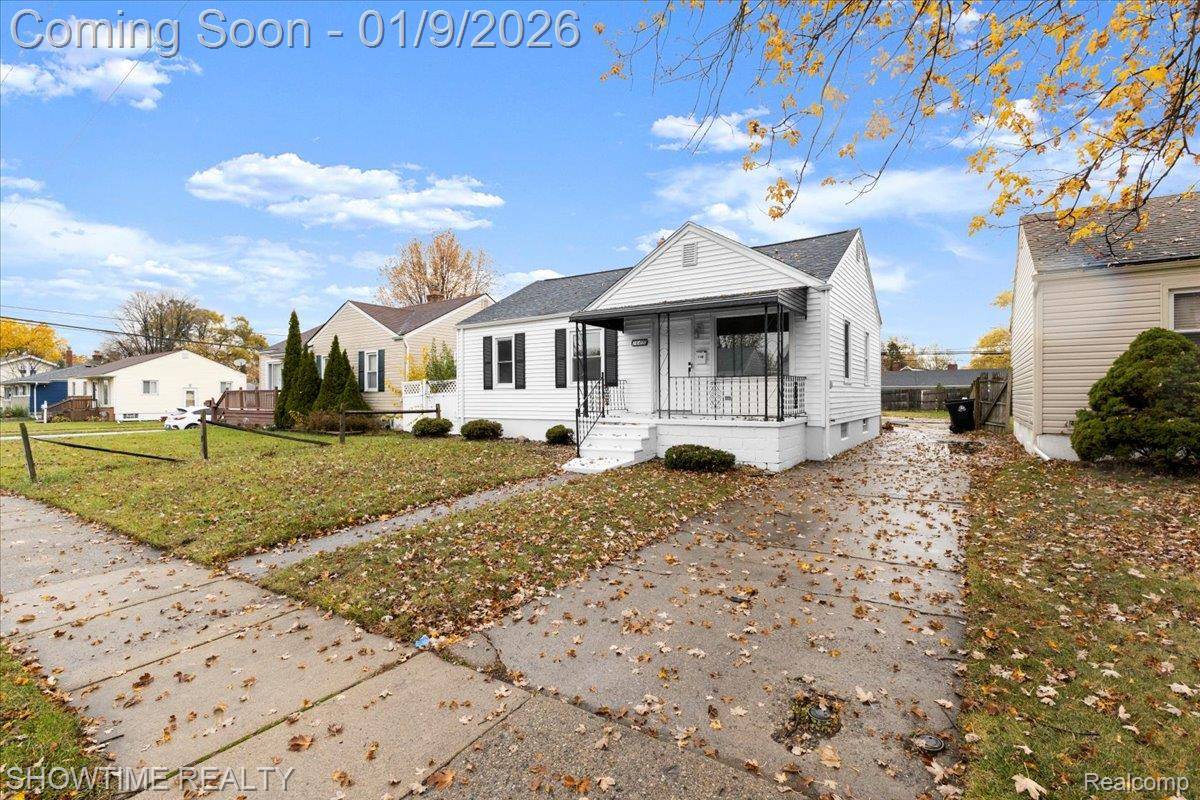 Roseville, MI 48066,26400 Blumfield ST