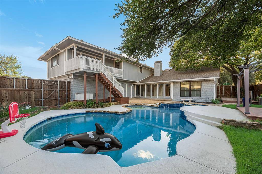 Dallas, TX 75243,9178 Glen Springs Drive