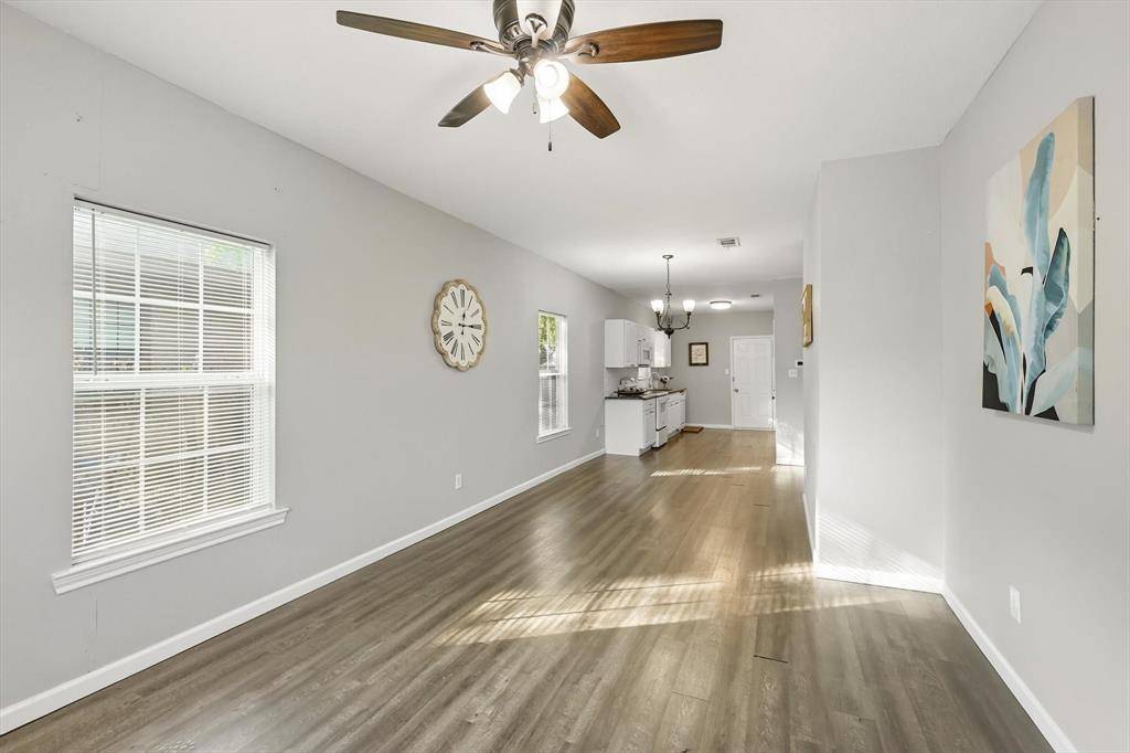 Fort Worth, TX 76104,717 E Davis Avenue