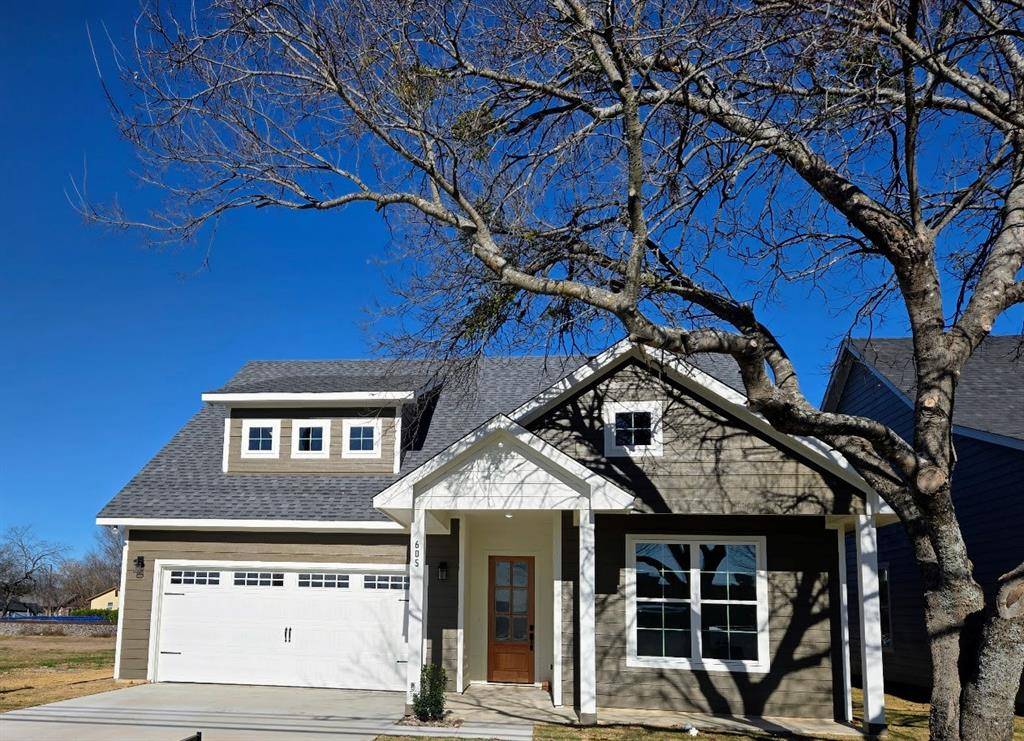 Waxahachie, TX 75165,605 N Getzendaner Street