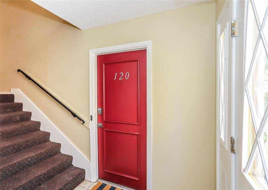 Dallas, TX 75206,5038 Matilda Street #120