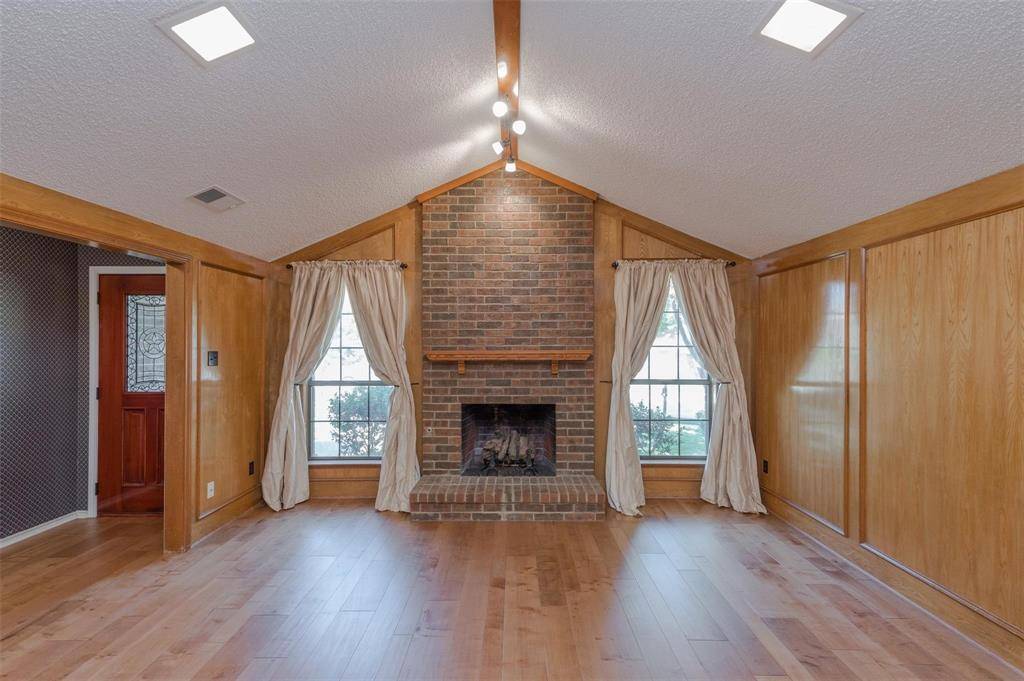 Carrollton, TX 75007,1106 Derby Run