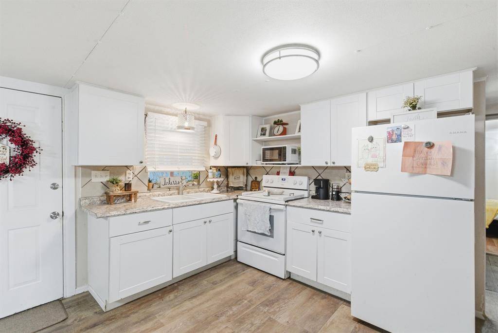 Bluff Dale, TX 76433,1085 County Road 172