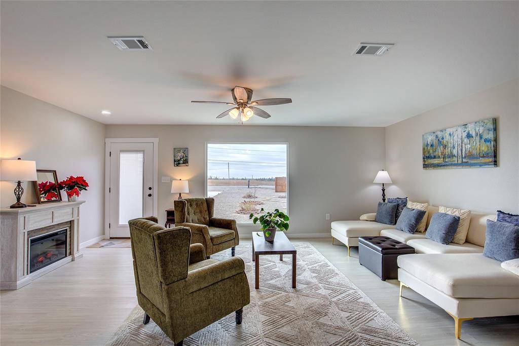 Brookston, TX 75421,521 Private Road 24977