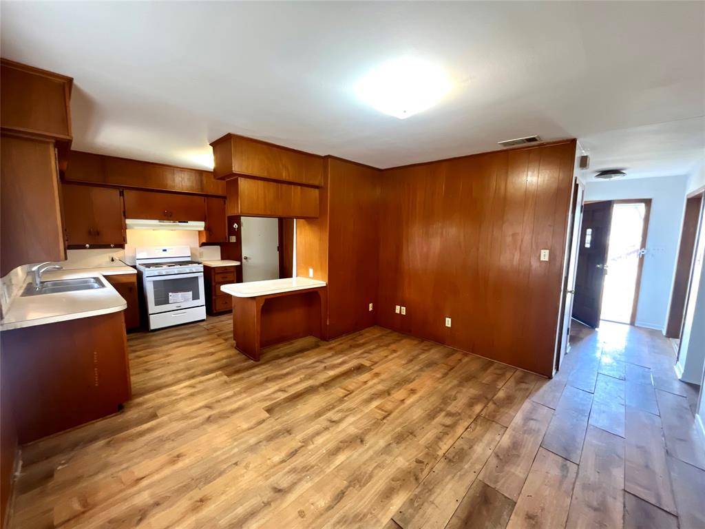 Grand Saline, TX 75140,915 N Spring Street