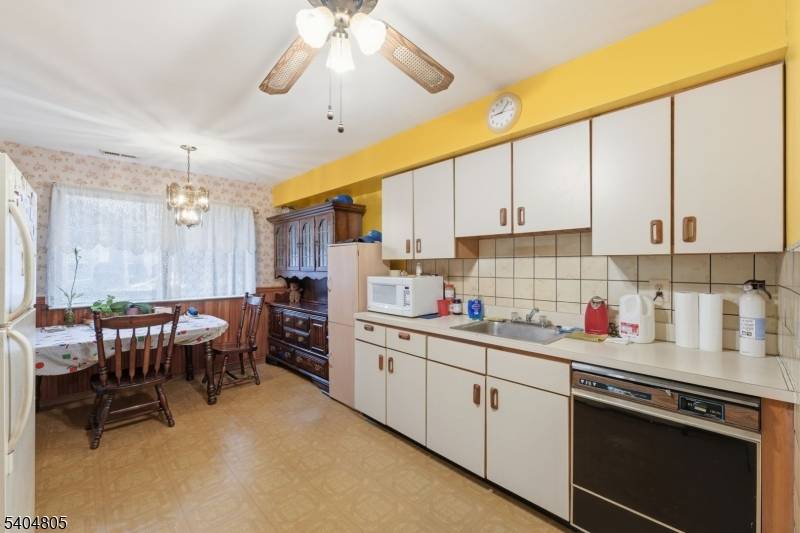 Edison Twp., NJ 08837,307 Edison Glen Ter