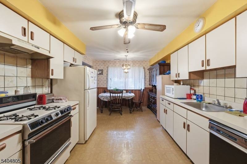 Edison Twp., NJ 08837,307 Edison Glen Ter