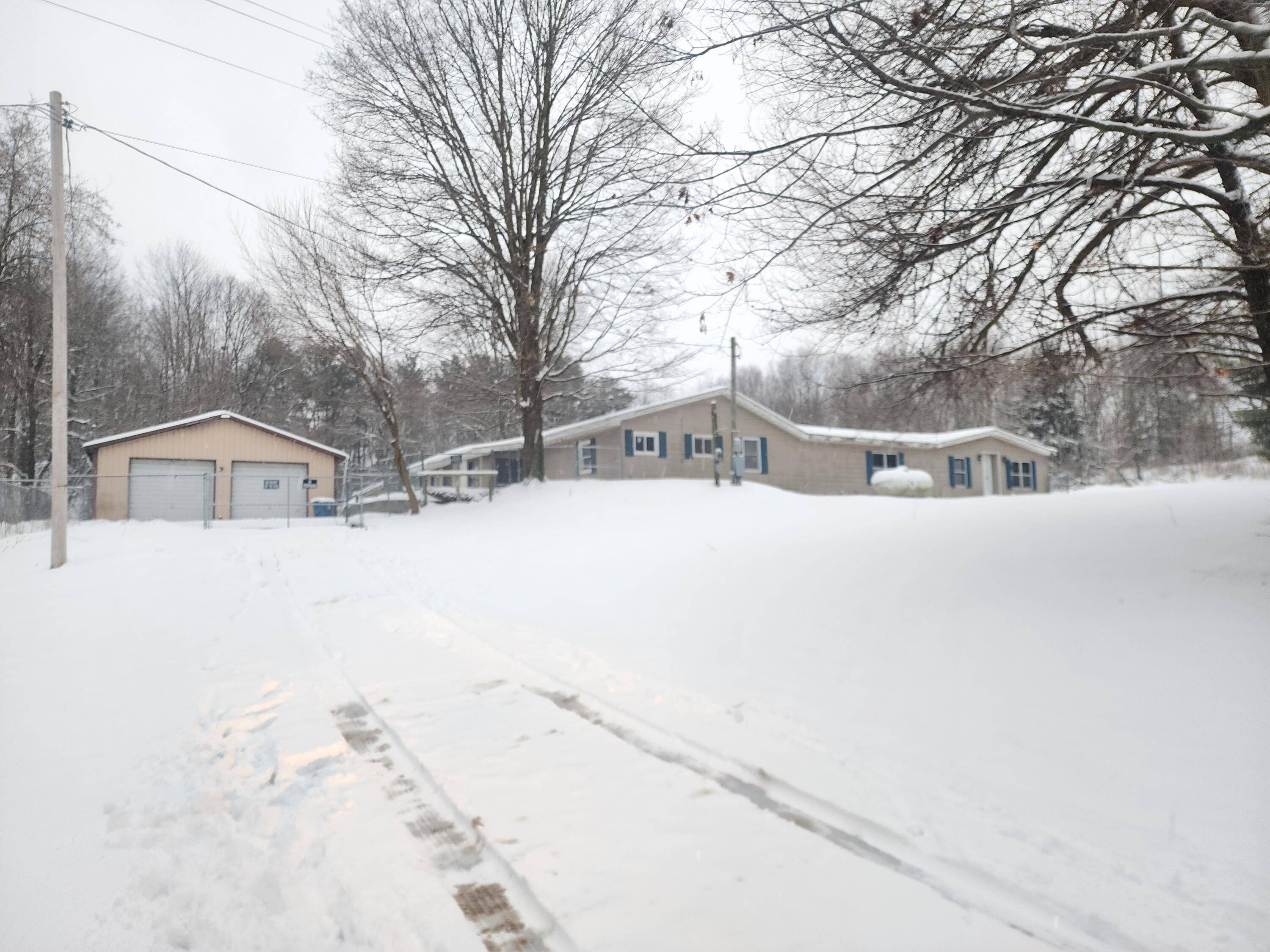 Gobles, MI 49055,25113 12th AVE