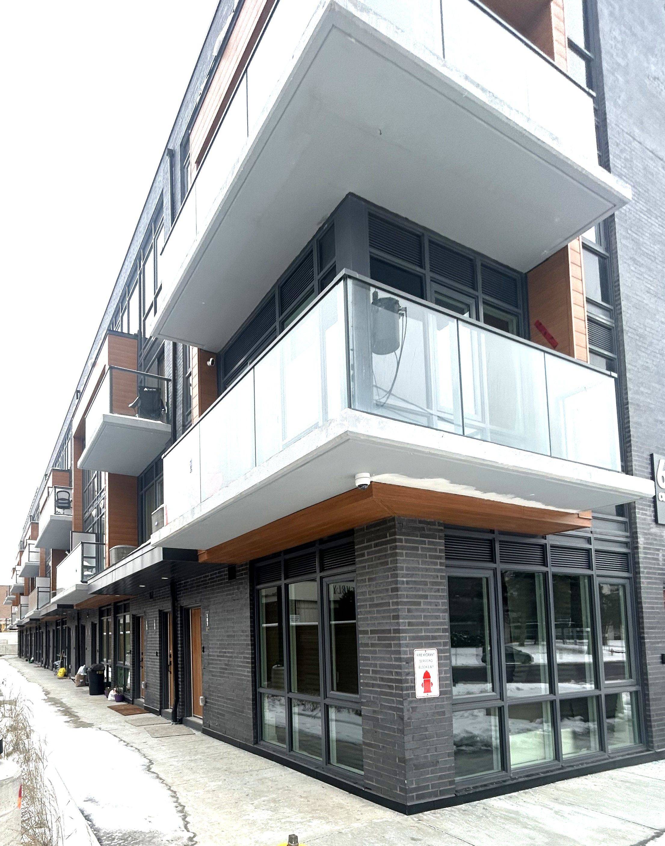 Toronto C13, ON M3A 0B5,65 Curlew DR #194