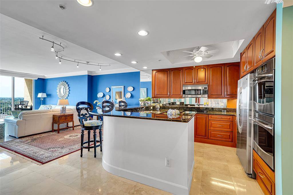 Pompano Beach, FL 33062,821 N Riverside Dr #PH2