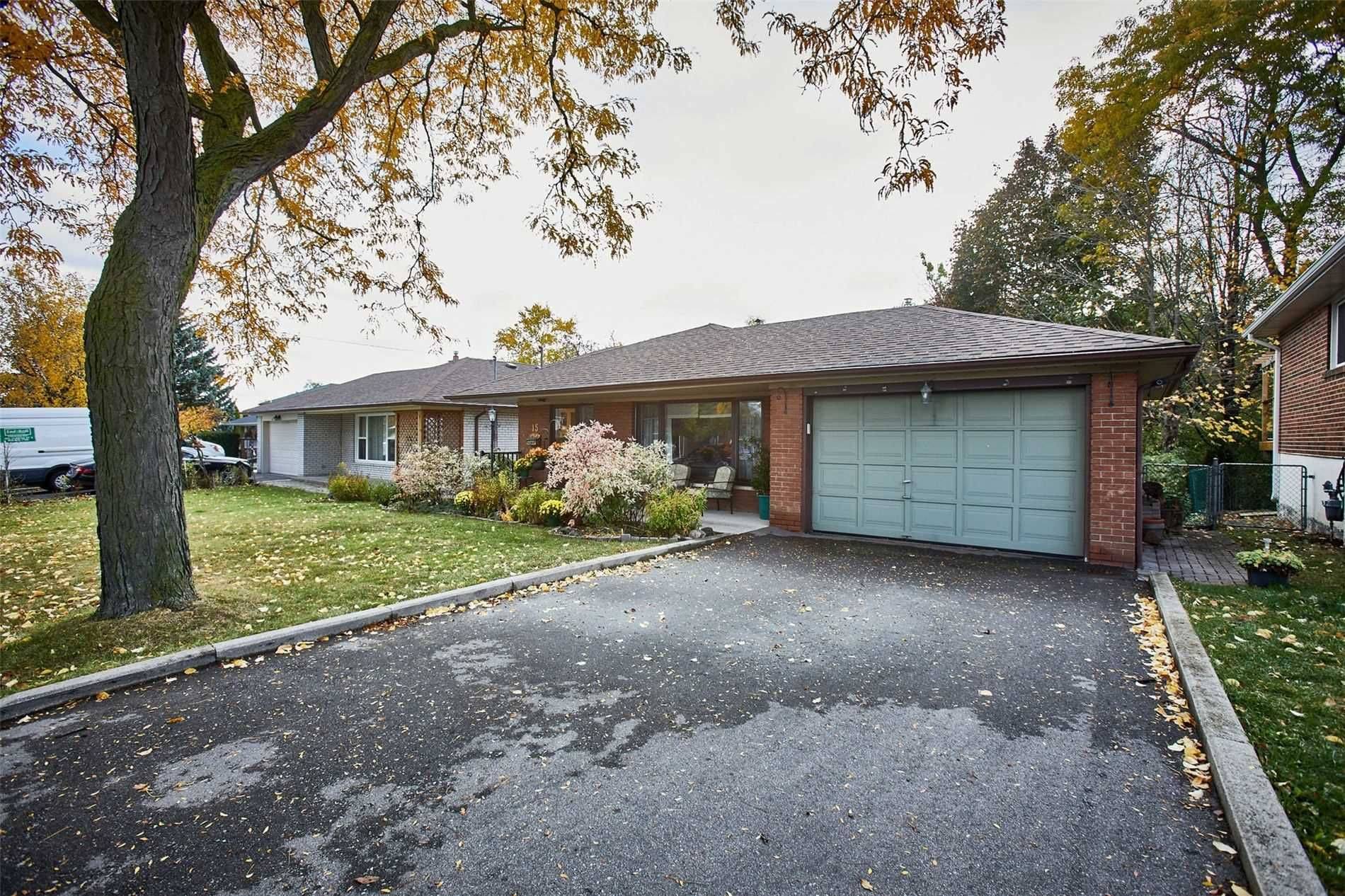 Toronto W10, ON M9W 2P3,15 Pylon PL