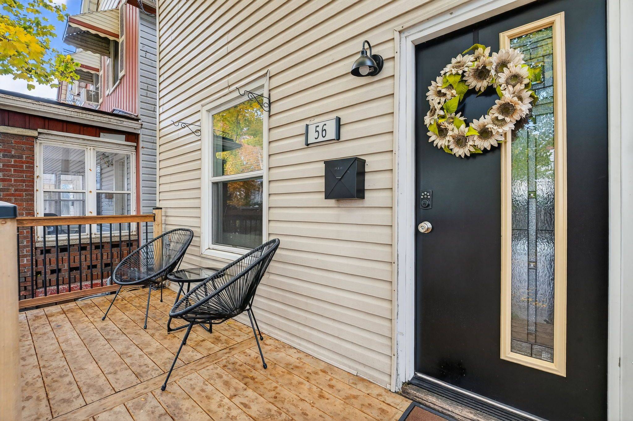 Hamilton, ON L8L 3V3,56 Francis ST