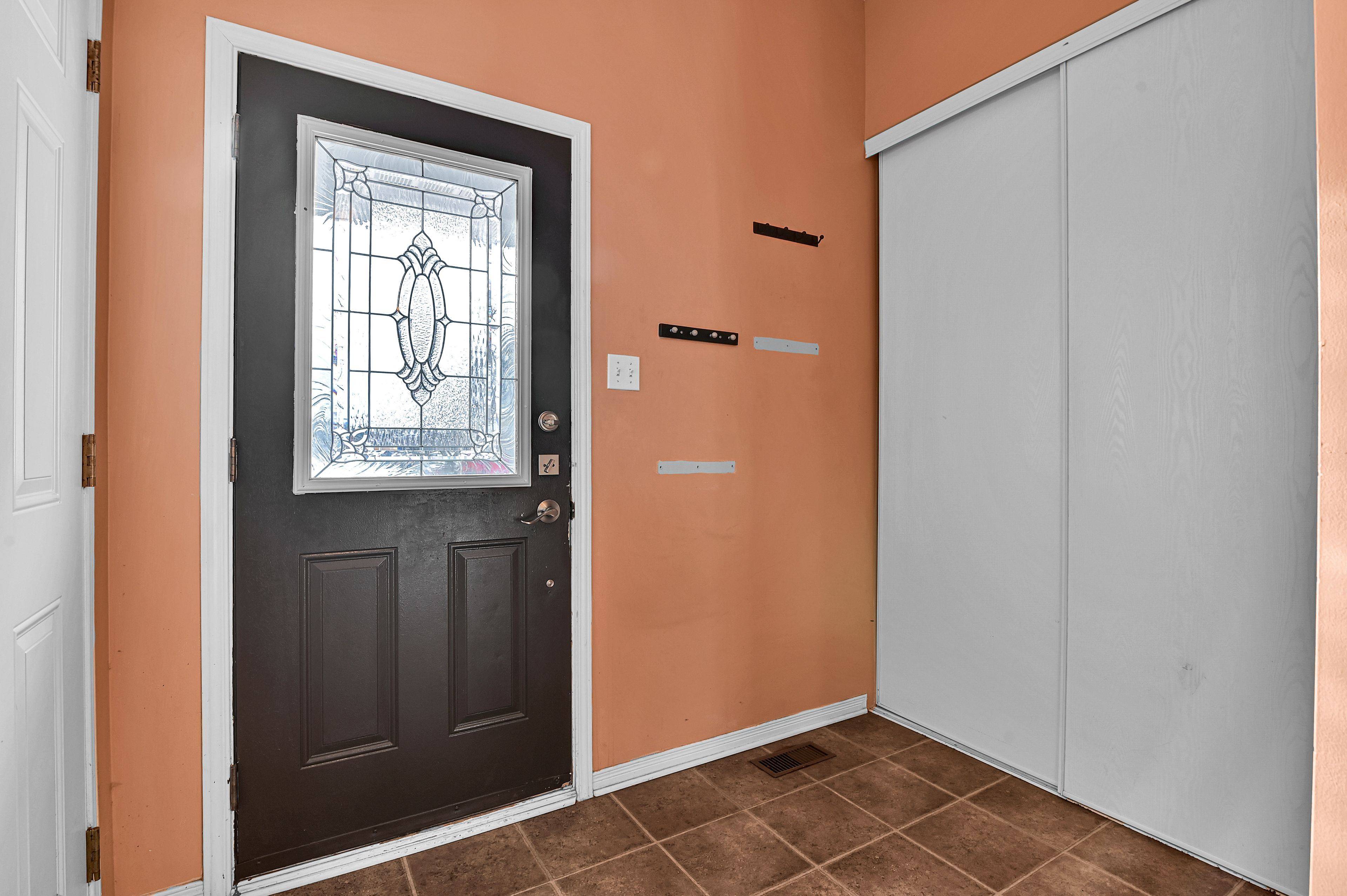 Orleans - Cumberland And Area, ON K4A 0B3,622 Louis Toscano DR