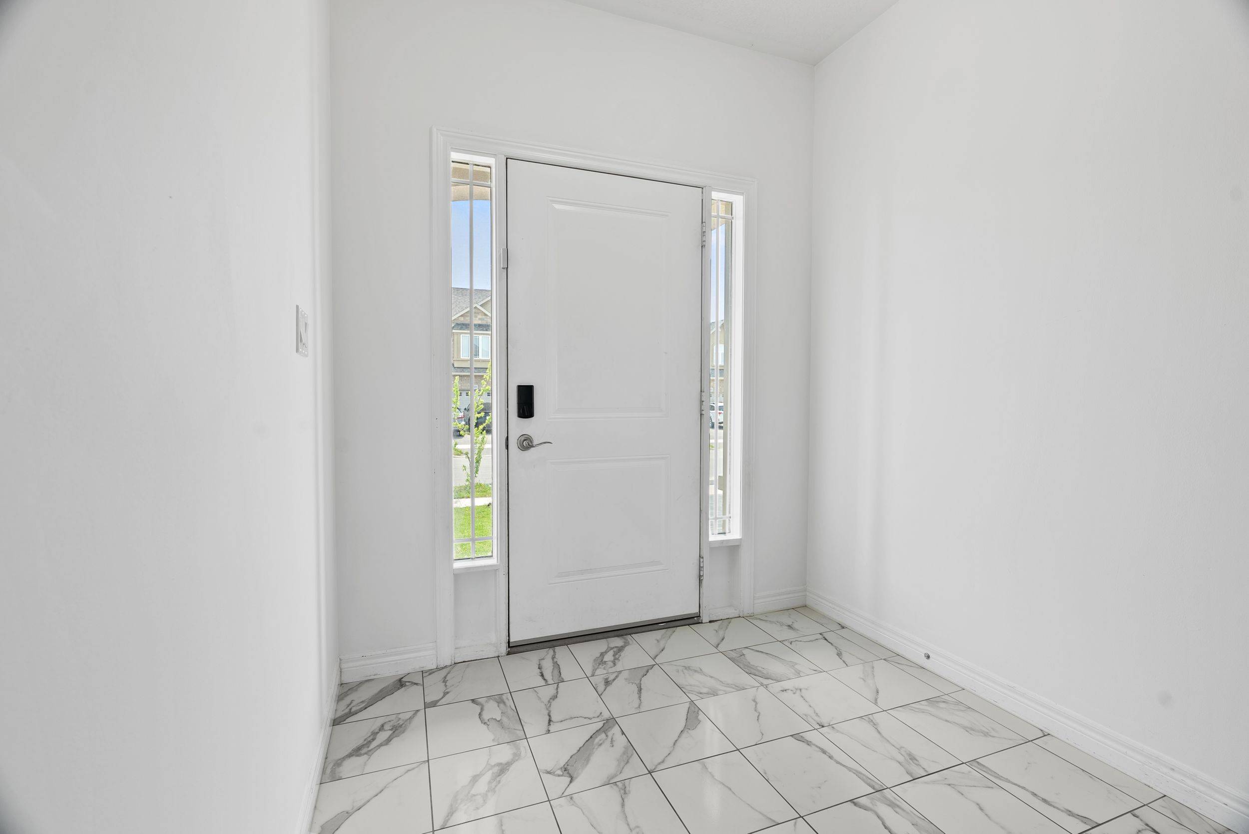 Hamilton, ON L0R 1P0,56 Rockledge DR