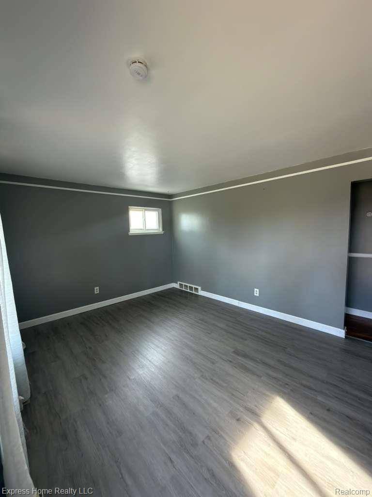 Warren, MI 48088,28155 Newport DR