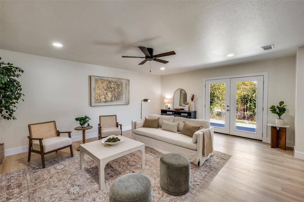 Denton, TX 76209,1001 Edinburg Lane