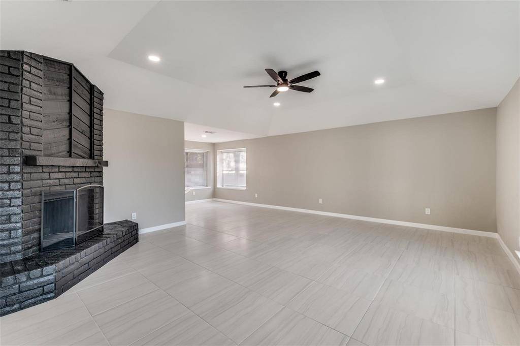 Arlington, TX 76014,2301 Stillmeadow Drive