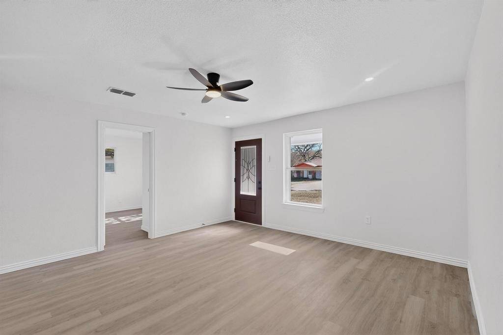 Balch Springs, TX 75180,11505 Oak Tree Road