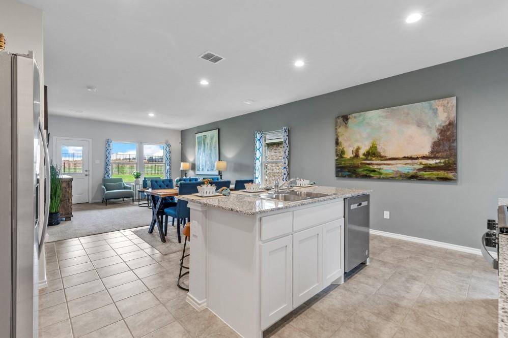 Denton, TX 76259,548 SHADED Grove