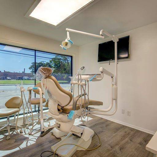 Irving, TX 75061,737 Irby Lane #1