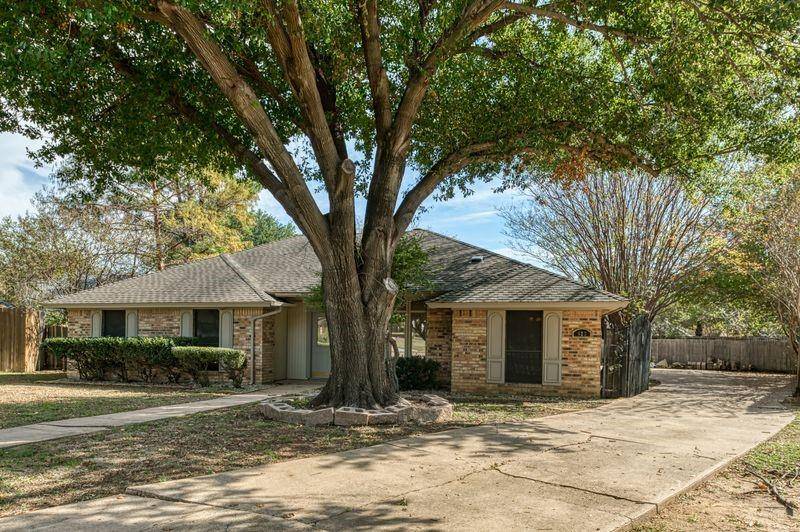 Mansfield, TX 76063,922 Kingston Drive