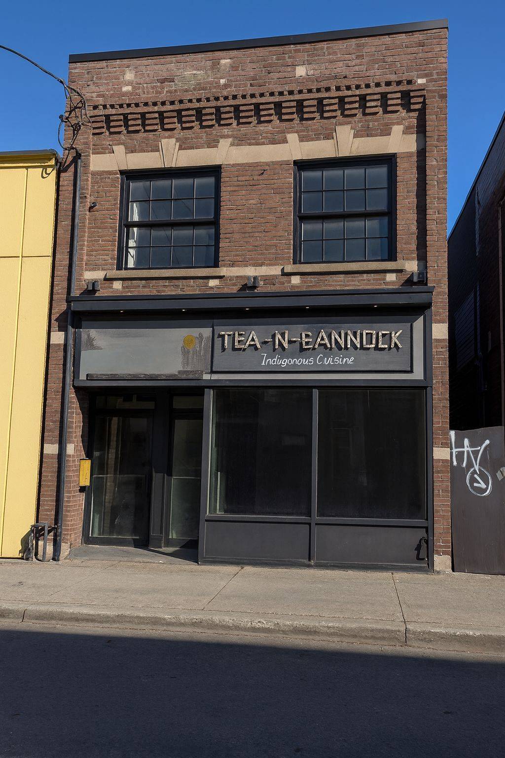 Toronto E01, ON M4L 1Y7,1292 Gerrard ST E