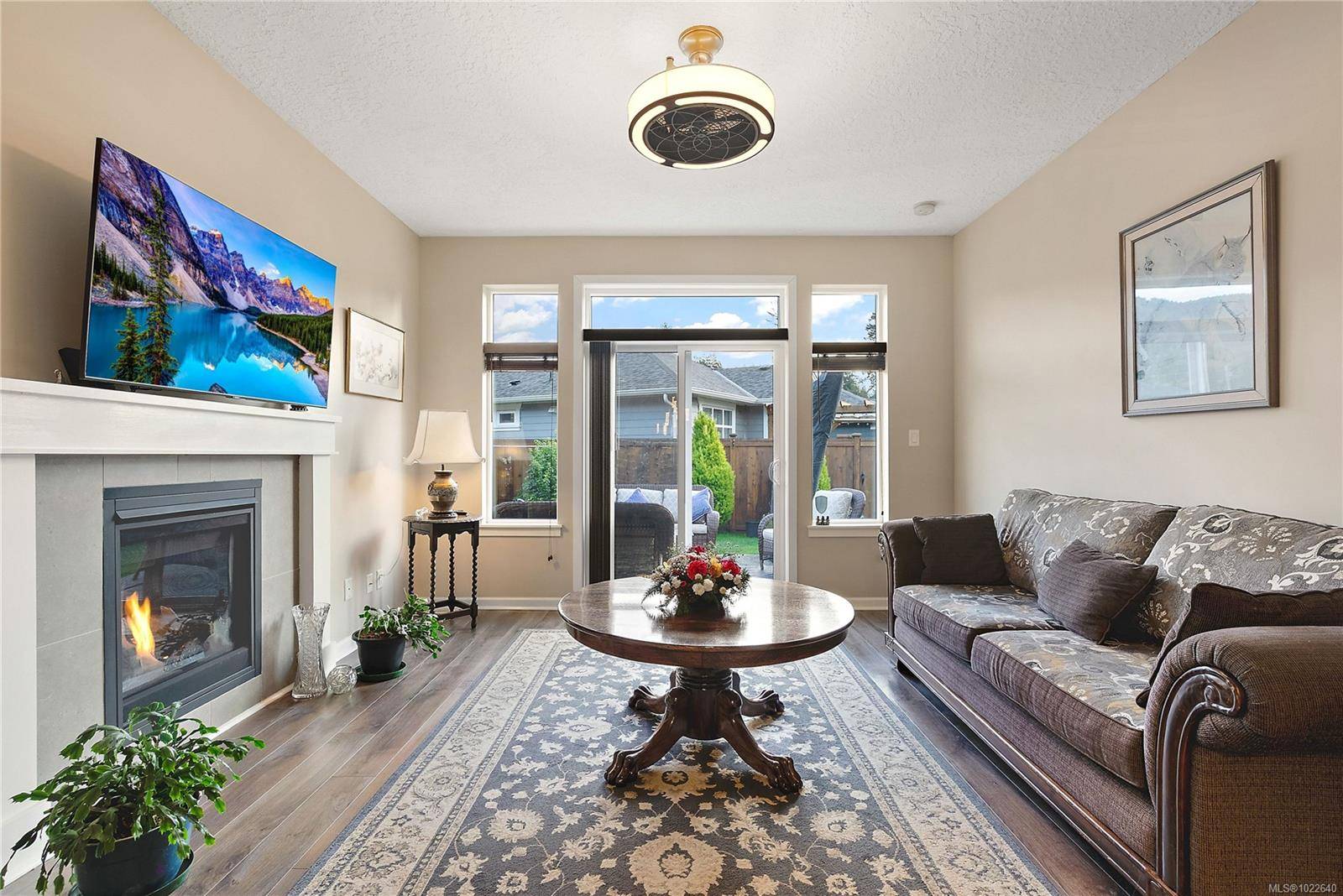 Sooke, BC V9Z 0Y4,2427 Fern Way