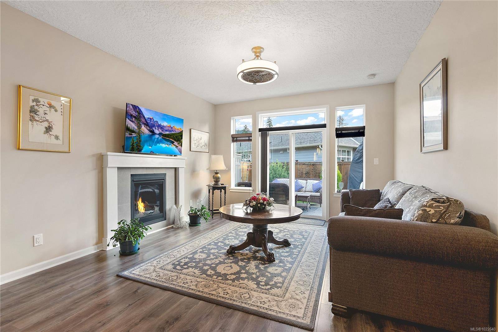 Sooke, BC V9Z 0Y4,2427 Fern Way