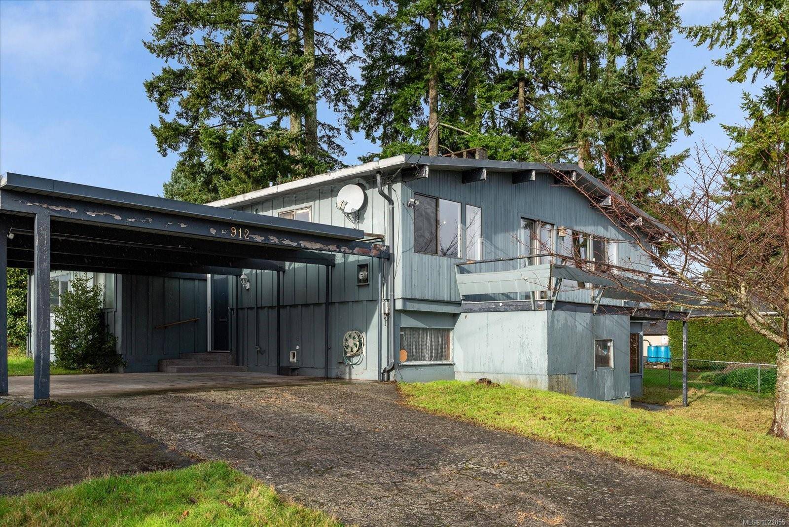 Nanaimo, BC V9T 1S3,912 Capilano Pl