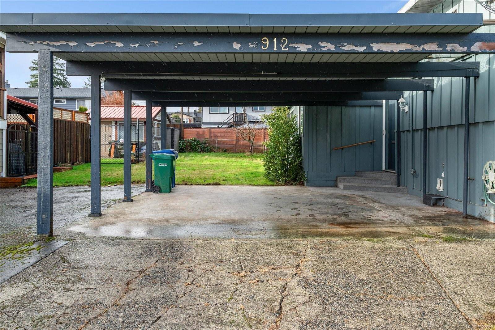 Nanaimo, BC V9T 1S3,912 Capilano Pl