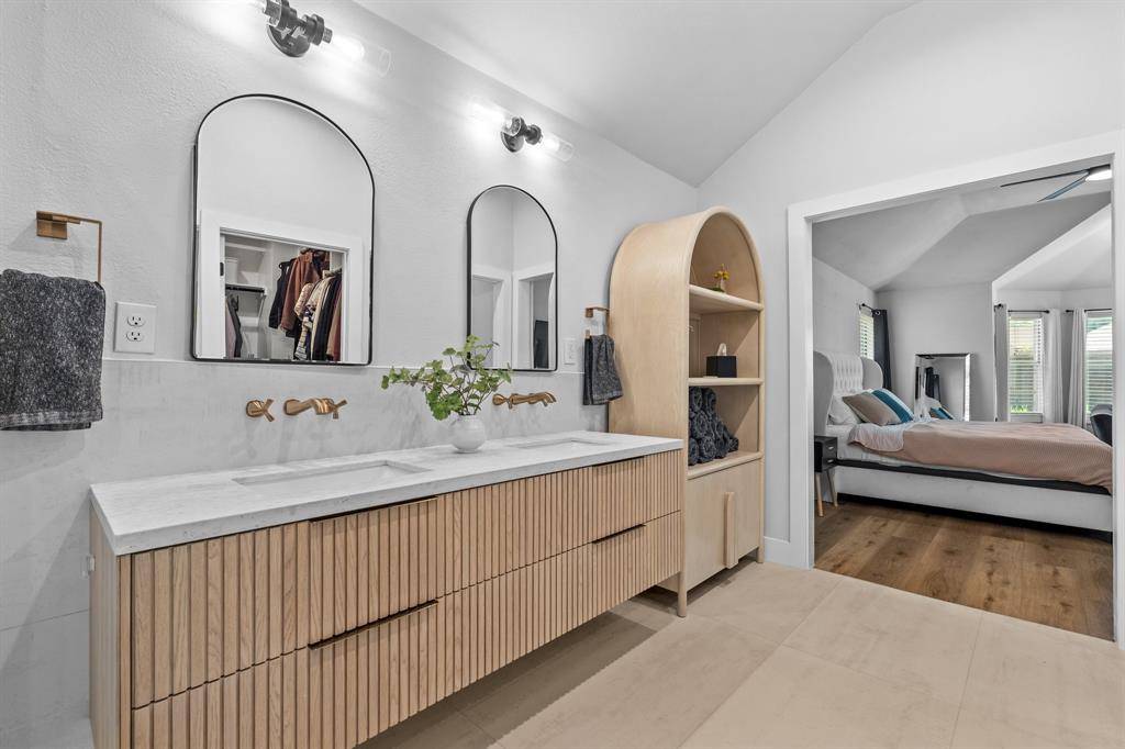 Plano, TX 75025,624 Mossycup Oak Drive