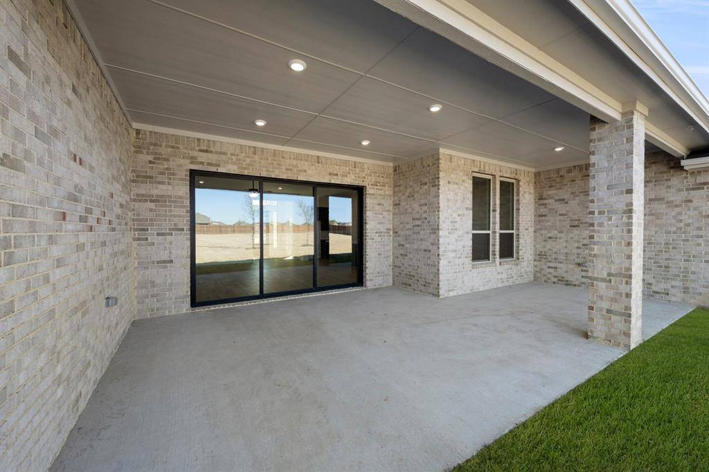 Glenn Heights, TX 75154,205 Hollingsworth Lane