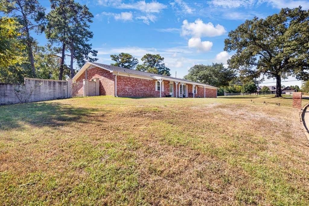 Longview, TX 75604,1004 Oakwood Drive