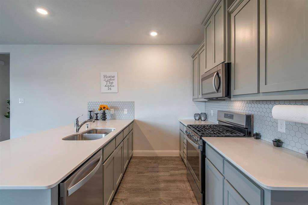 Little Elm, TX 76227,6017 Wildflower Way