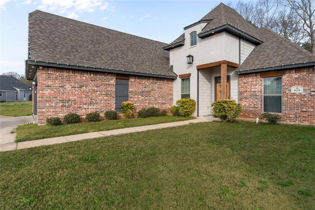 Stonewall, LA 71078,619 Lessie Drive