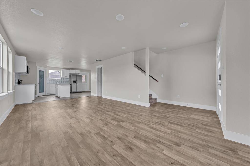 Crowley, TX 76036,513 Creekbend Street