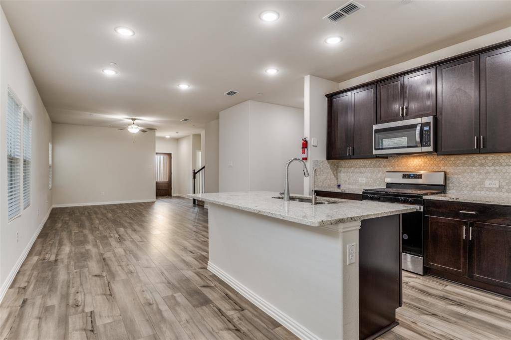 Wylie, TX 75098,216 Monarch Way