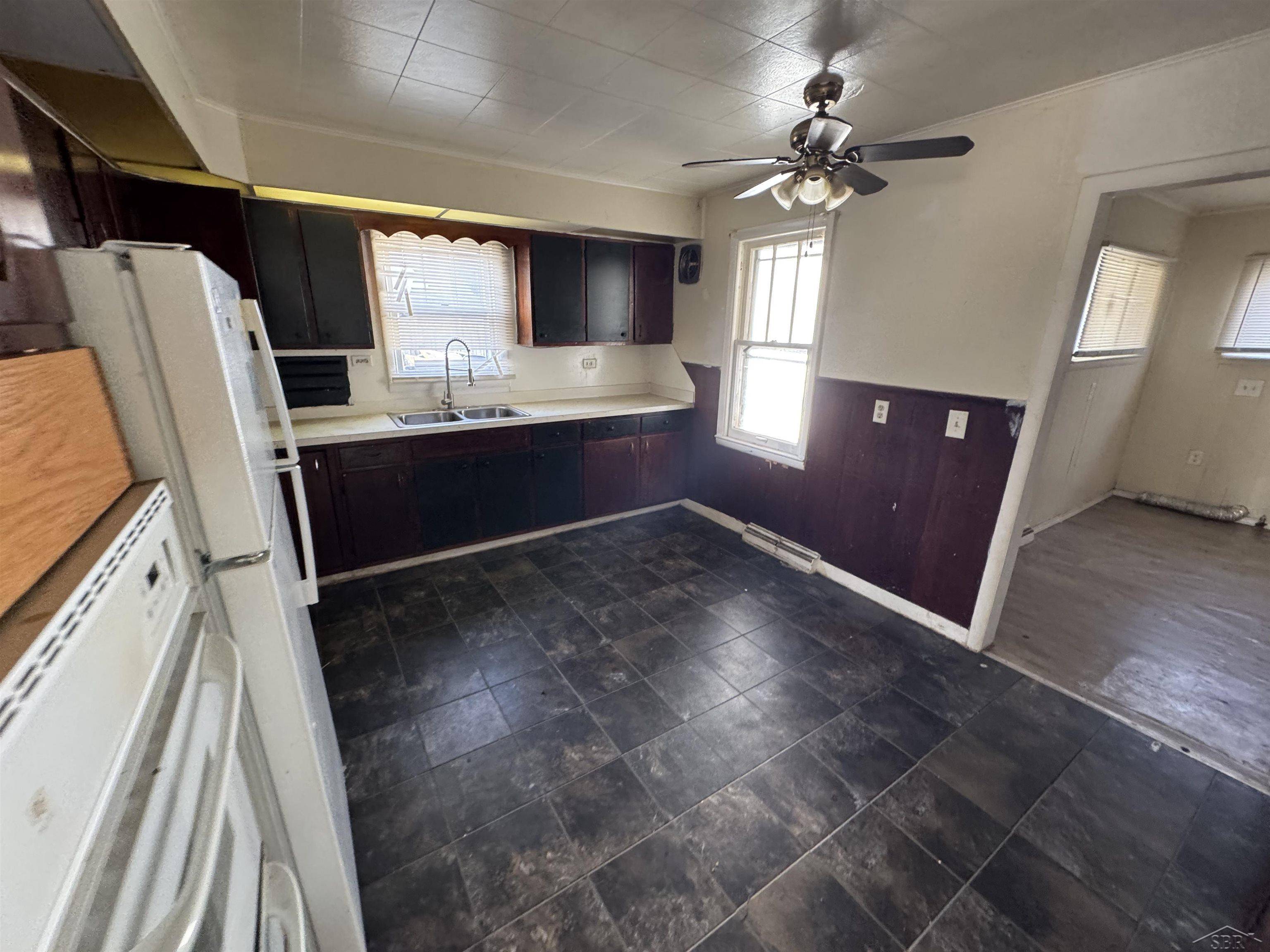 Saginaw, MI 48601,2799 Longview AVE